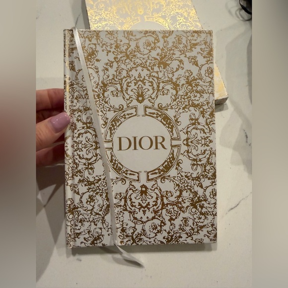 Dior White and Gold Patterned NIB - Picture 3 of 7